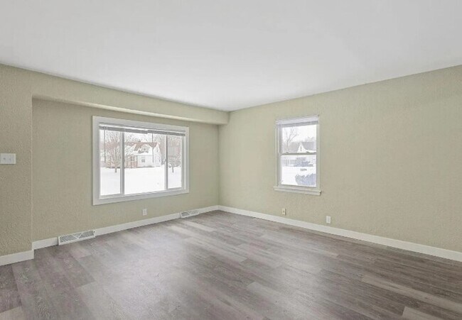 Building Photo - Welcome Home!