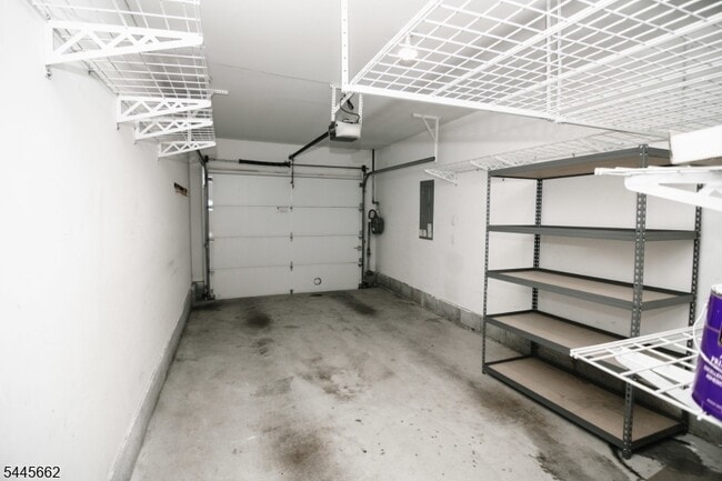 Building Photo - 49 Stuyvesant Ave