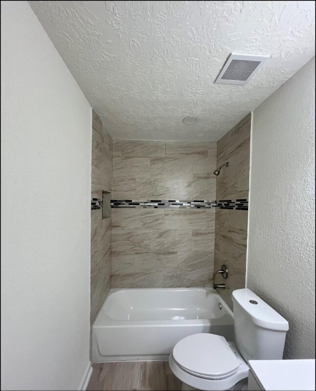 Building Photo - 5915 Beldart St