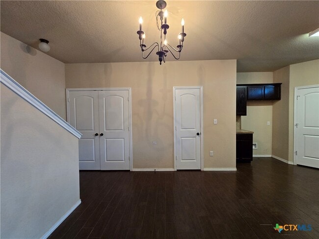 Building Photo - 203 Anne Louise Dr