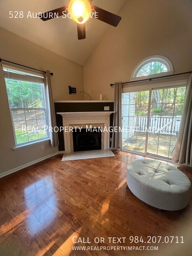 Building Photo - 528 Auburn Square Dr