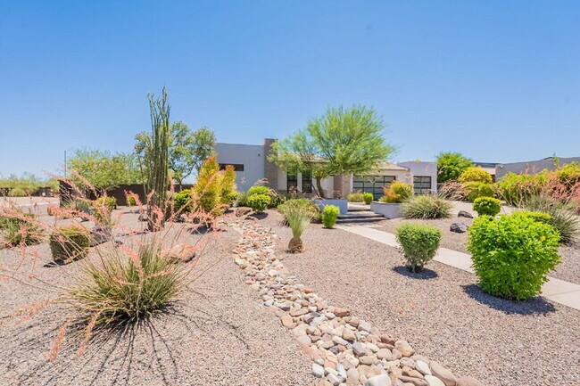 Primary Photo - 19725 N 39th Dr
