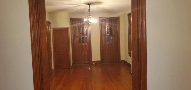 Building Photo - 2152 Mill Creek Rd