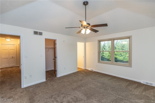 Building Photo - 17016 Greenwood Dr