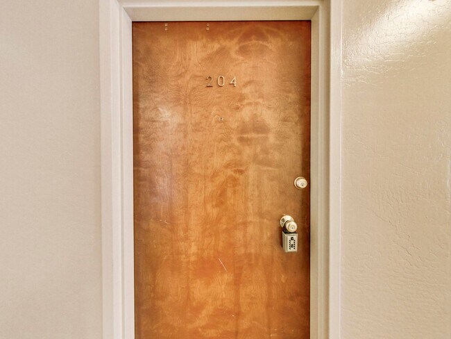 Building Photo - 2228 Union St