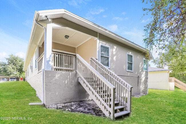 Building Photo - 1097 Cherry Point Way