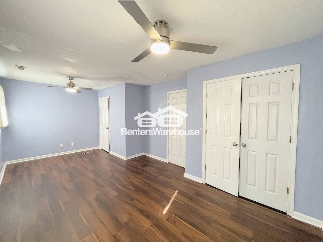 Building Photo - 4940 Erskine St