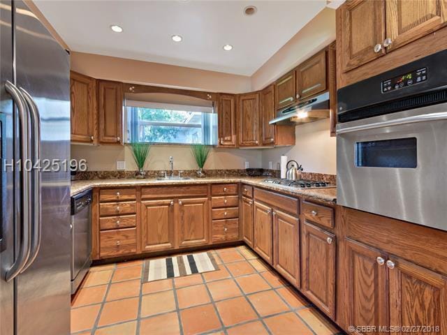 Primary Photo - 1404 Plunkett St