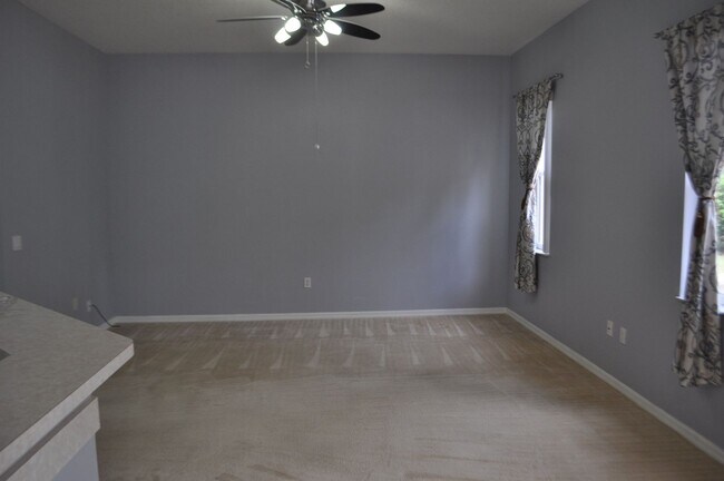 Building Photo - Lovely home in Pine Lakes