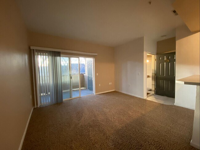 Building Photo - 4545 Wheaton Dr