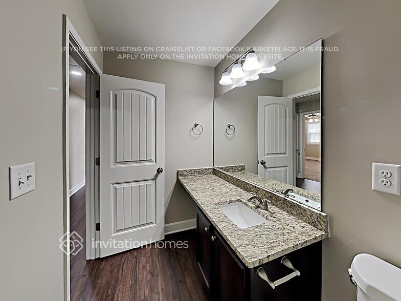 Building Photo - 1019 Sweet Gale Dr