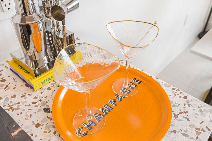 Building Photo - 159 NE 6th St