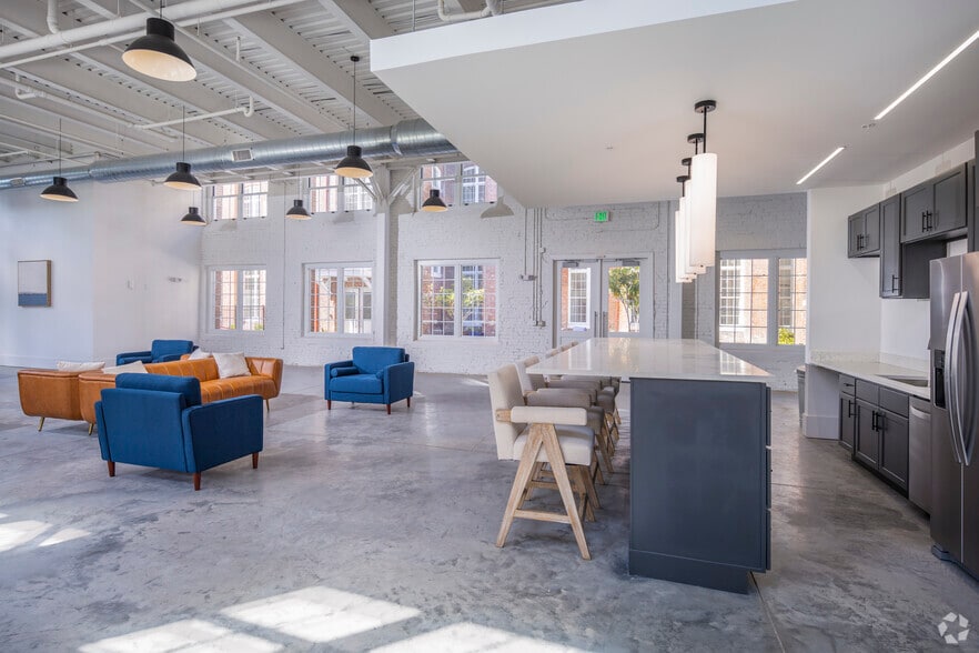 Community Clubhouse & Lounge - Warren Mill Lofts