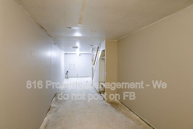 Building Photo - 5702 Euclid Ave E