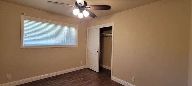 Building Photo - Ranch Style Home In Country Setting