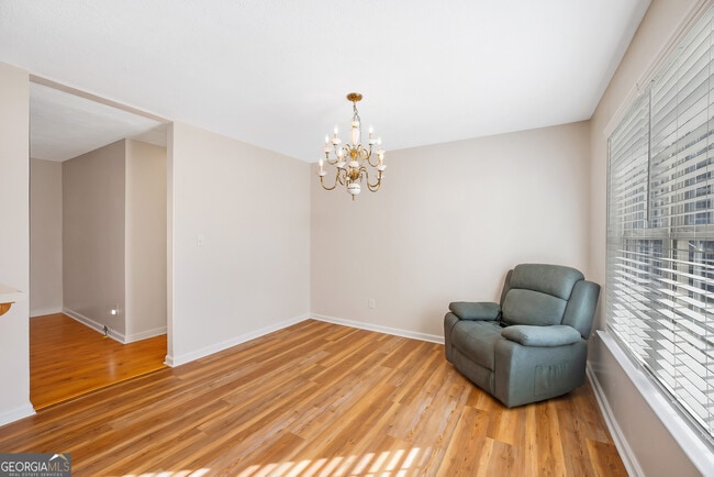 Building Photo - 252 Skyview Rd