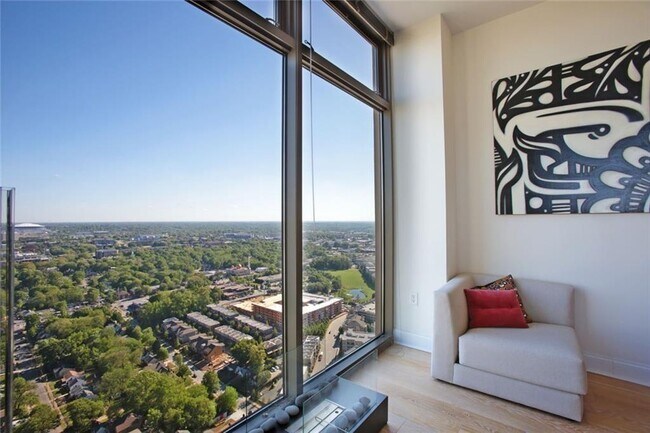 Building Photo - 270 17th St NW