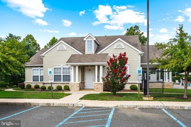 Building Photo - 87 Canal View Dr
