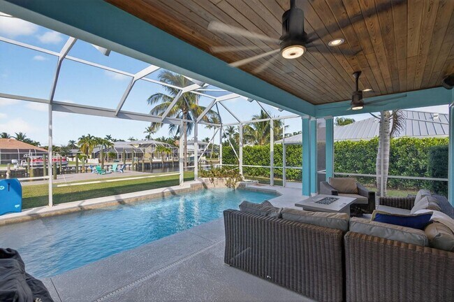 Building Photo - 8551 SE Driftwood St