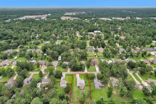 Building Photo - 7223 Wedgewood Dr