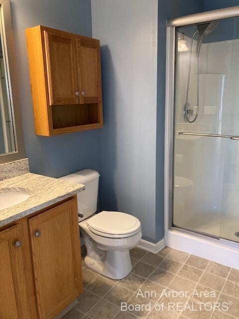 Building Photo - 1551 Oakfield Dr