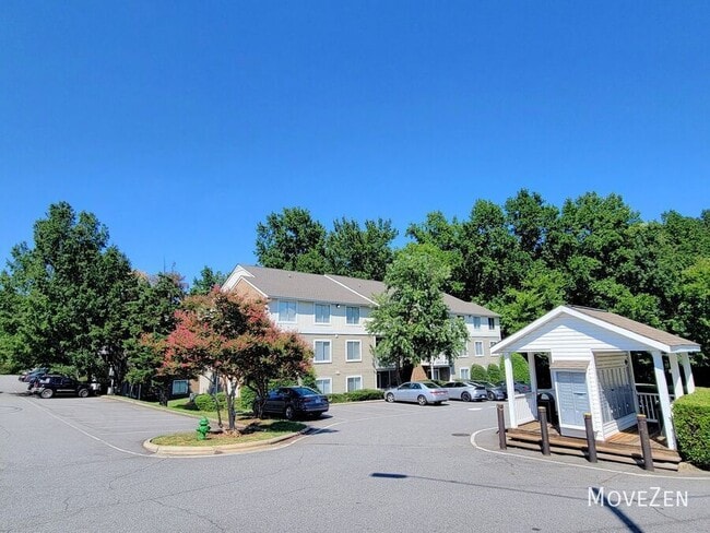 Building Photo - 9515 University Terrace Dr