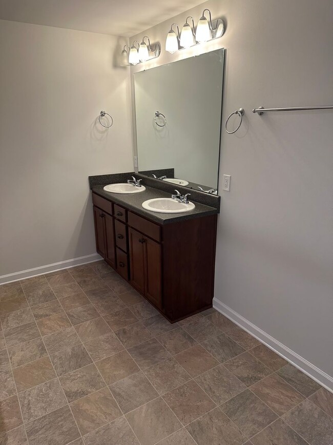 Building Photo - Owens Cross Roads/New Hope Area