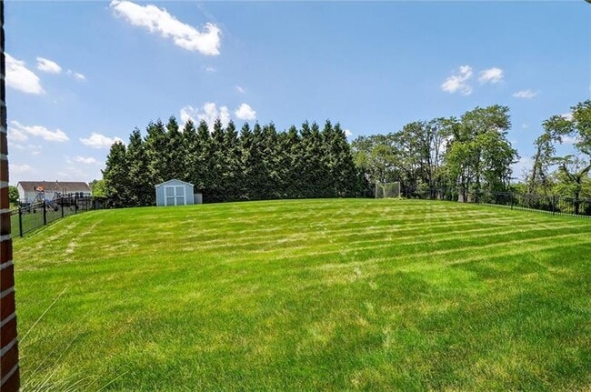Building Photo - 1403 N Shevlin Ct