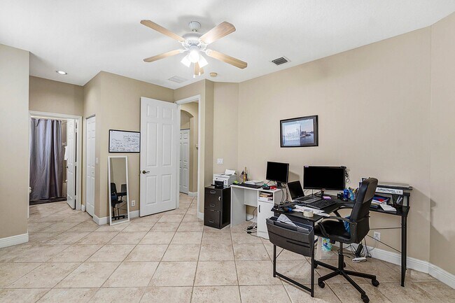 Building Photo - 8097 Via Bolzano