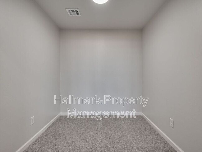 Building Photo - 4905 Misty Wood Ln