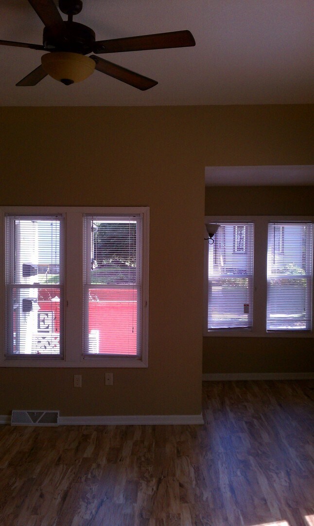 Building Photo - 2443 S Logan Ave