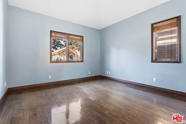 Building Photo - 4182 Irving Pl