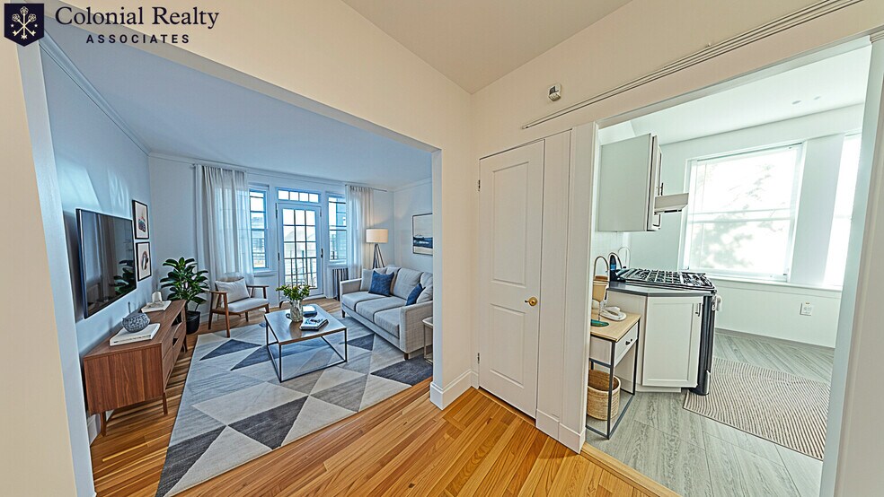 Building Photo - 2031 Commonwealth Ave