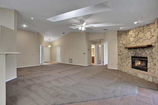 Building Photo - 11151 Stoney Point Ln W