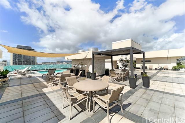 Building Photo - 2345 Ala Wai Blvd