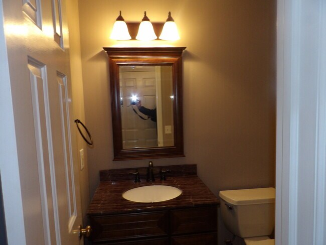 1st Floor Powder Room - 98 Lincoln Park Rd