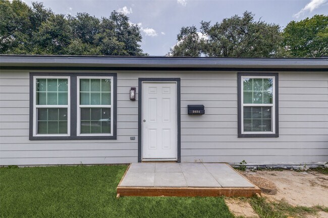 Building Photo - 5034 Nassau Rd