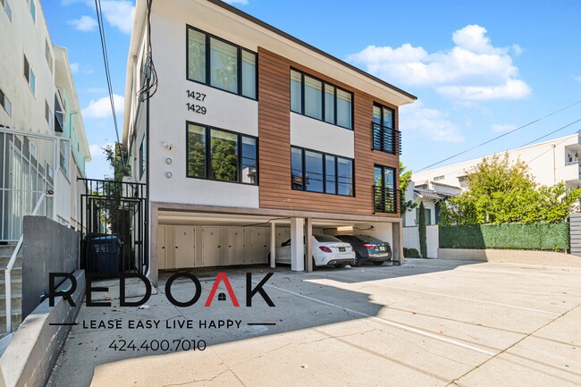 Building Photo - 1427 N Vista St