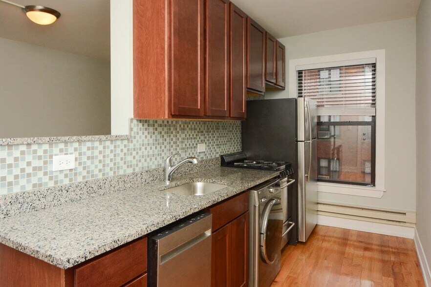 Building Photo - 2915 N Mildred Ave