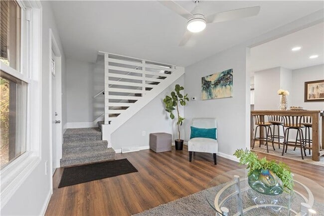 Building Photo - Spacious 4-Bedroom Home with Modern Updates & Private Driveway