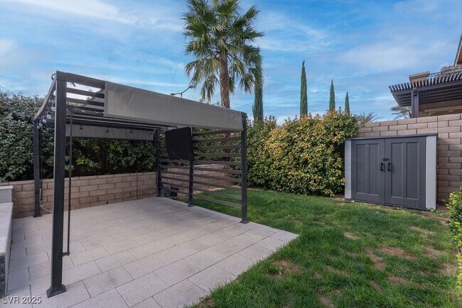 Building Photo - 367 Pollino Peaks St