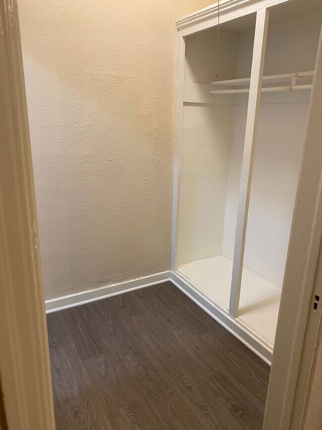 Interior Photo - Colorado, 461