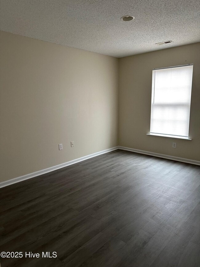 Building Photo - 4465 Magellan Ct