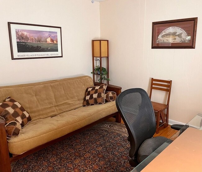 Building Photo - Fully Furnished 3BR Retreat Near Boone Lake – Flexible Lease Terms (3–12 Months)