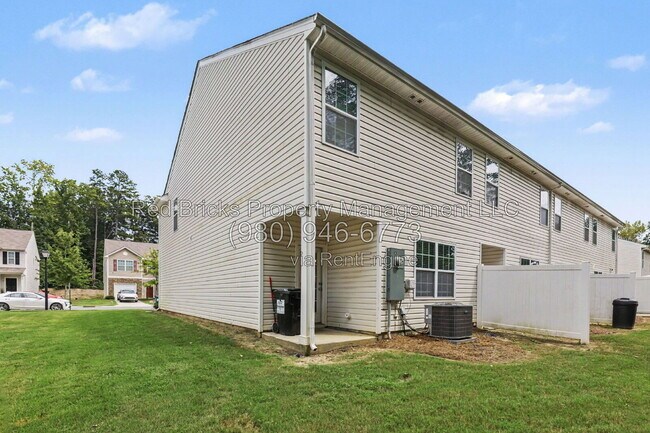 Building Photo - 6049 Guildford Hill Ln