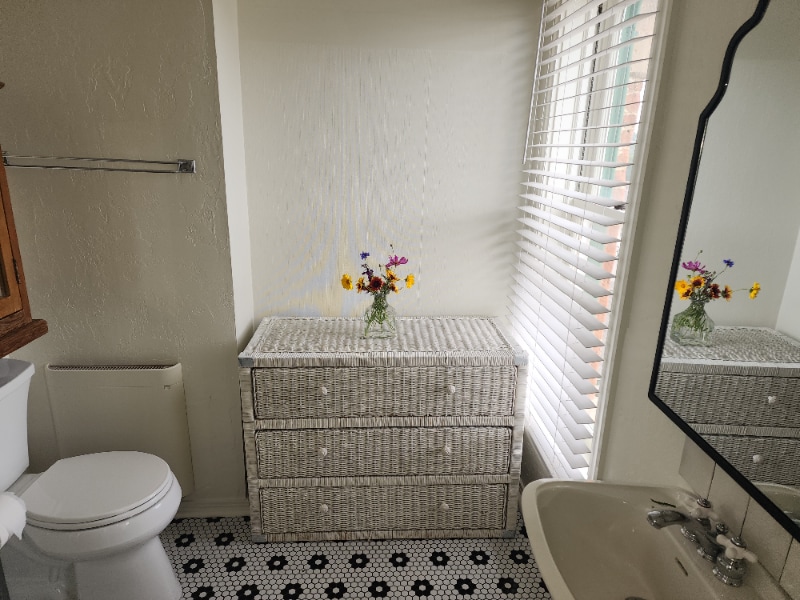 Building Photo - 100 Bauer Ave