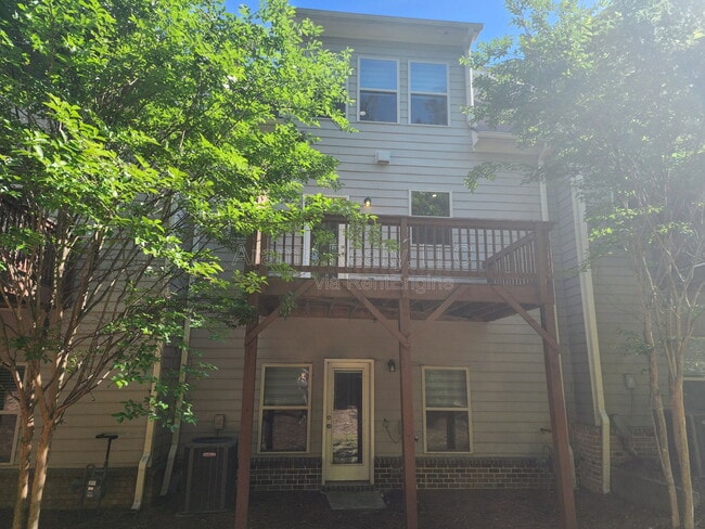 Building Photo - 6472 Brookside Blvd