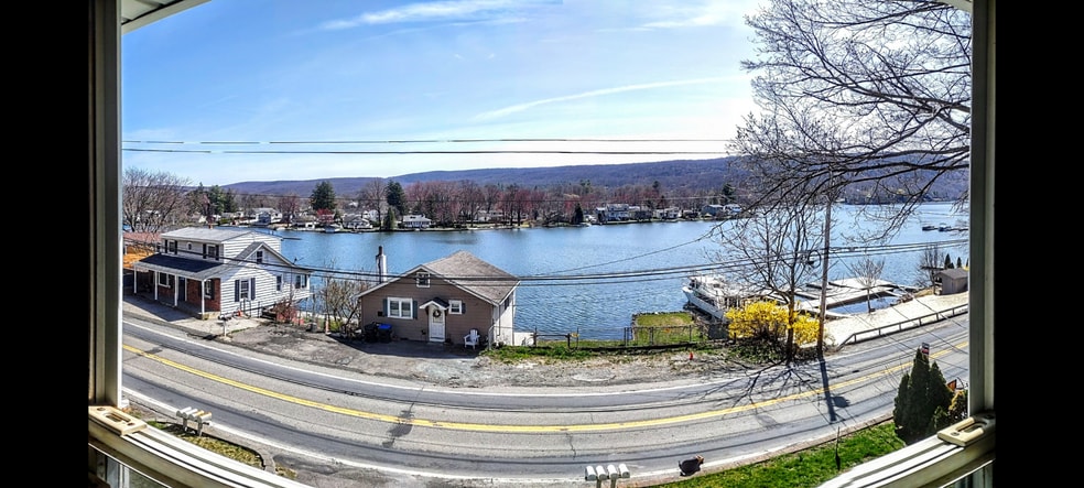 Building Photo - 651 Jersey Ave