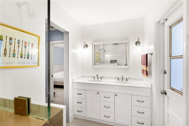 Building Photo - 17341 SW 74th Ave