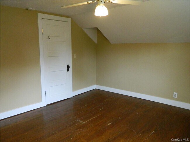 Building Photo - 34 Kings Hwy